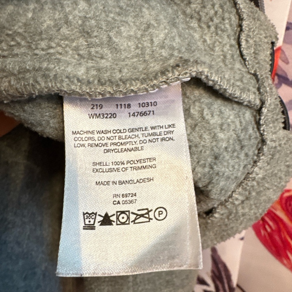 Columbia Gray Full Zip Women’s Fleece Jacket - Picture 8 of 8